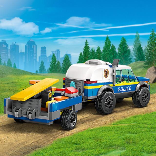 LEGO City, Antrenament canin al politiei mobile, numar piese 197, varsta 5+